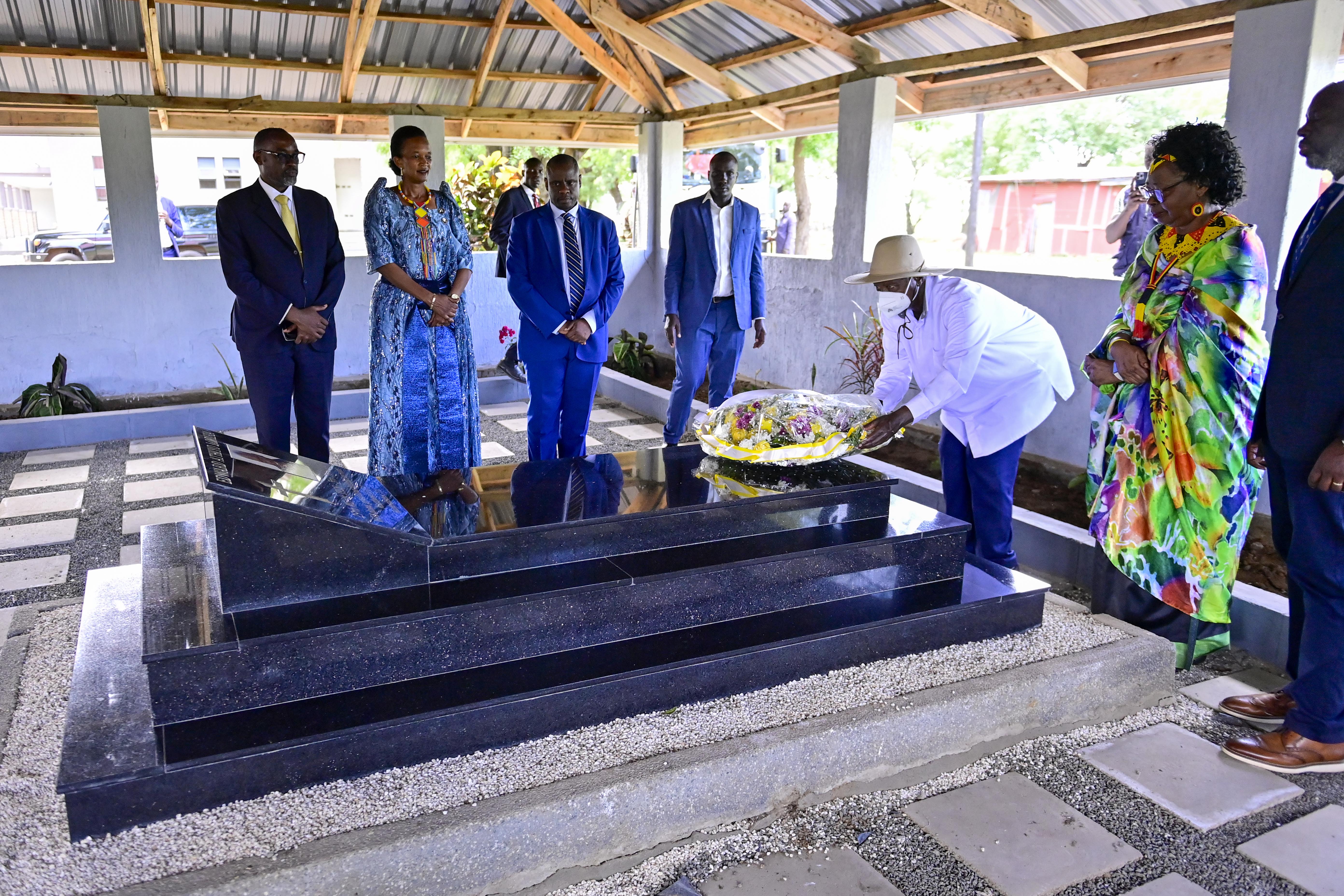 President Museveni pays tribute to late Edward Lorika Athiyo in Nakapiripirit 