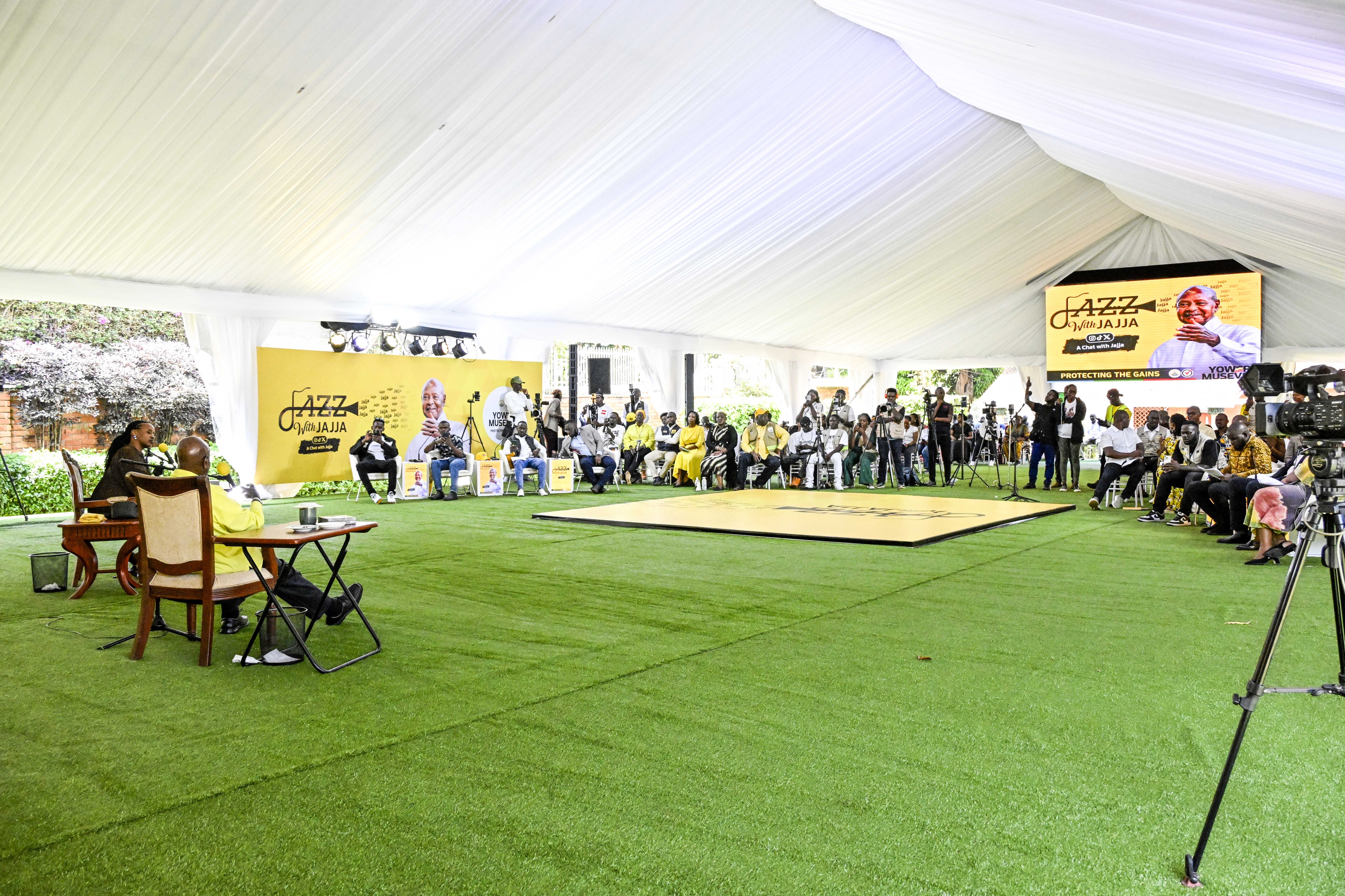 PRESIDENT MUSEVENI HOLDS TALKS WITH DIGITAL INFLUENCERS IN “JAZZ WITH JAJJA” CONVERSATION 