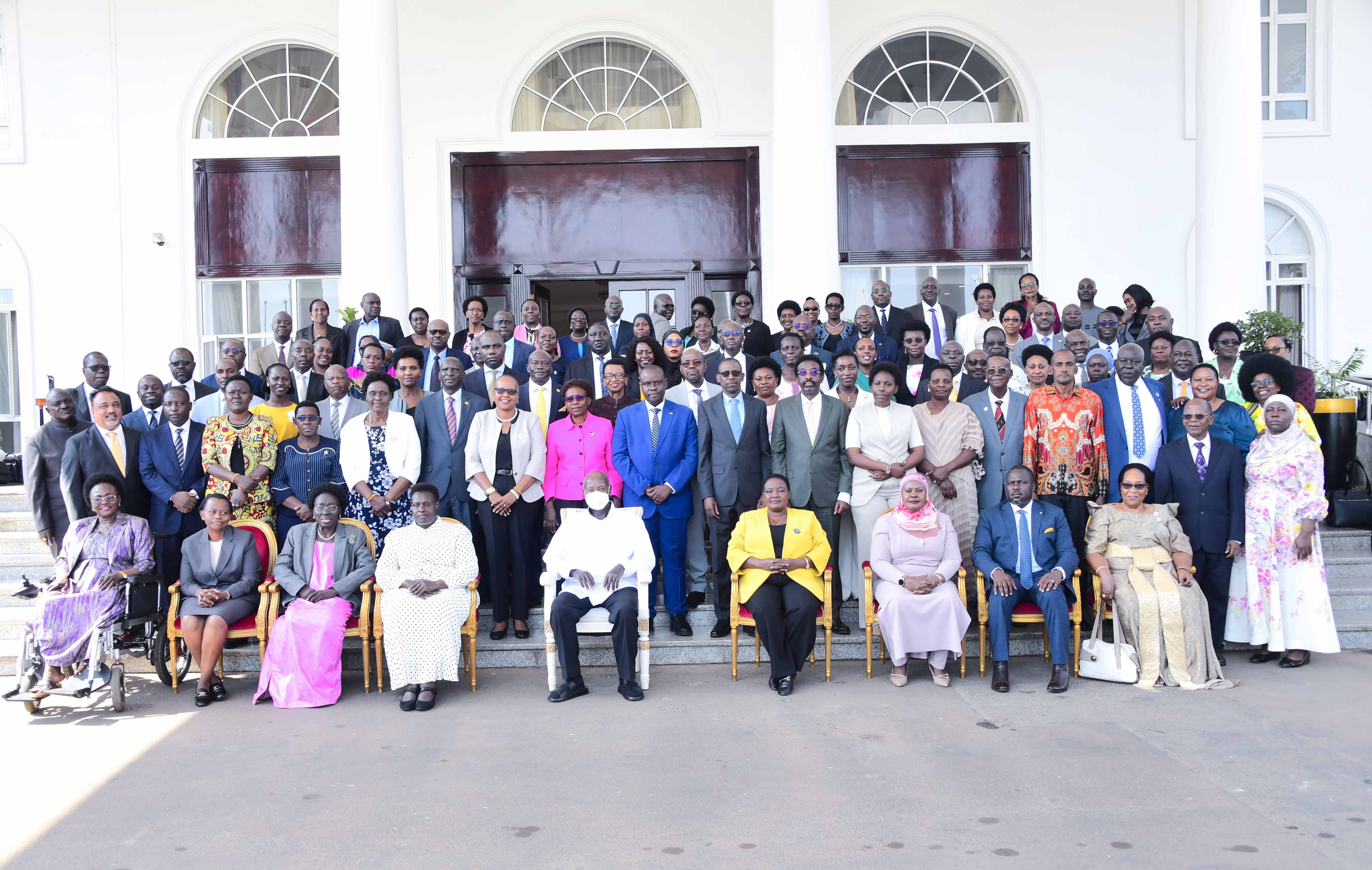 PRESIDENT MUSEVENI CHAIRS FIRST CABINET MEETING UNDER NEW ADMINISTRATION