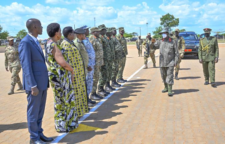 President Museveni emphasizes Professionalism as he presides over first-ever Hybrid UPDF Pass-Out Ceremony