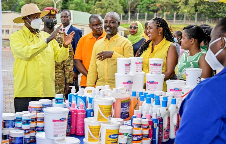 PRESIDENT MUSEVENI PLEDGES SHS85 BILLION REVOLVING FUND FOR SALON OPERATORS 